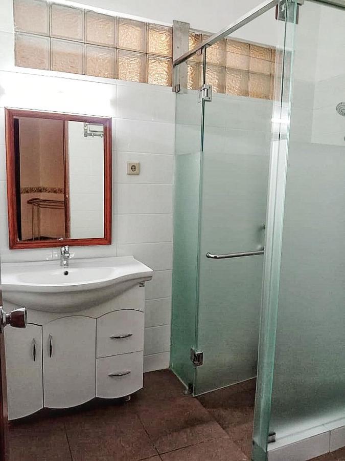 Kulem Cisitu Hotel Bandung Kültér fotó